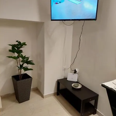 Fays Room In A Center Apartamento